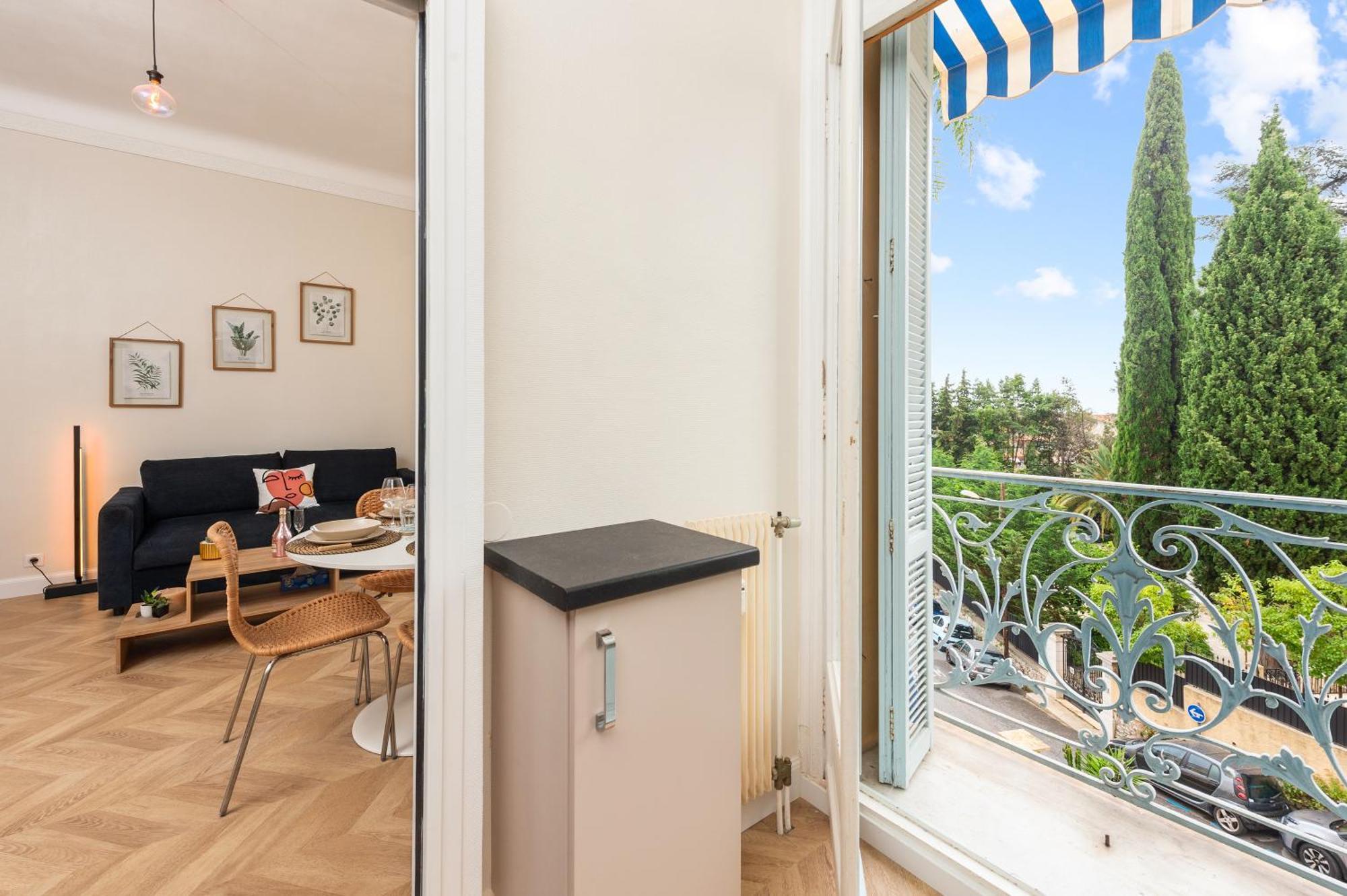 Mont Fleuri- Somptueux 2 Pieces - Parking - Menton Apartamento Exterior foto