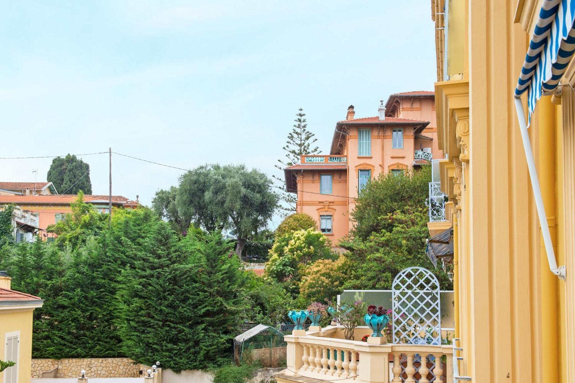 Mont Fleuri- Somptueux 2 Pieces - Parking - Menton Apartamento Exterior foto