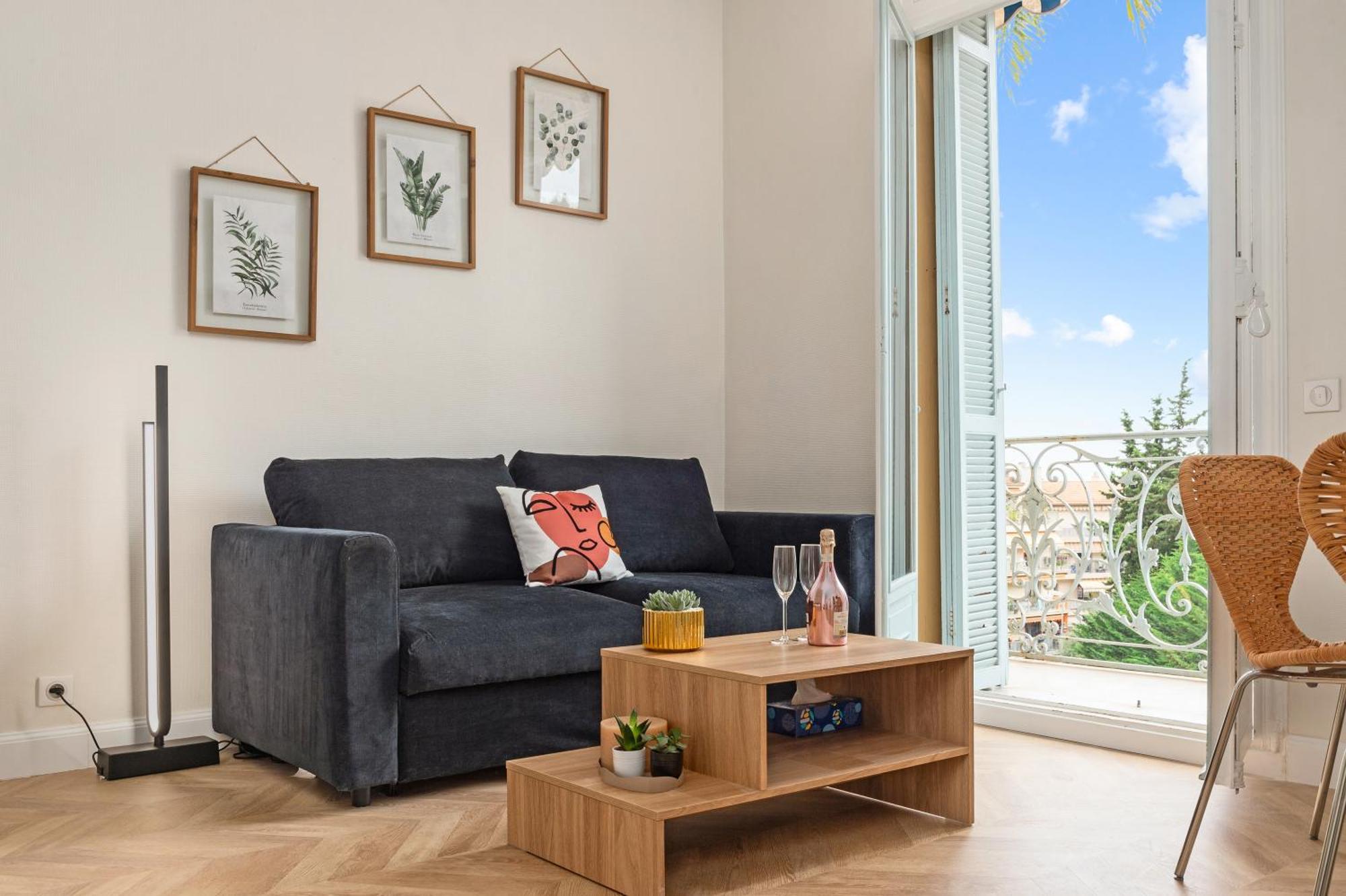 Mont Fleuri- Somptueux 2 Pieces - Parking - Menton Apartamento Exterior foto